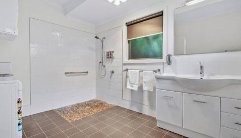 Info - Sunrise Cottage- Dover Tasmania