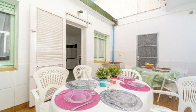 Appartement - Basic Confort Apartamento Poeta marquina PB 2026 con 4 dormitorios