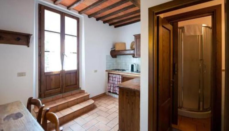 Keuken - Charming Studio with Shared Pool in Loro Ciuffenna