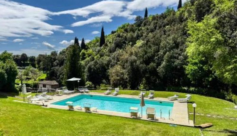 Info - Charming Studio with Shared Pool in Loro Ciuffenna