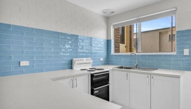 Cucina - Marine Court - Unit 6