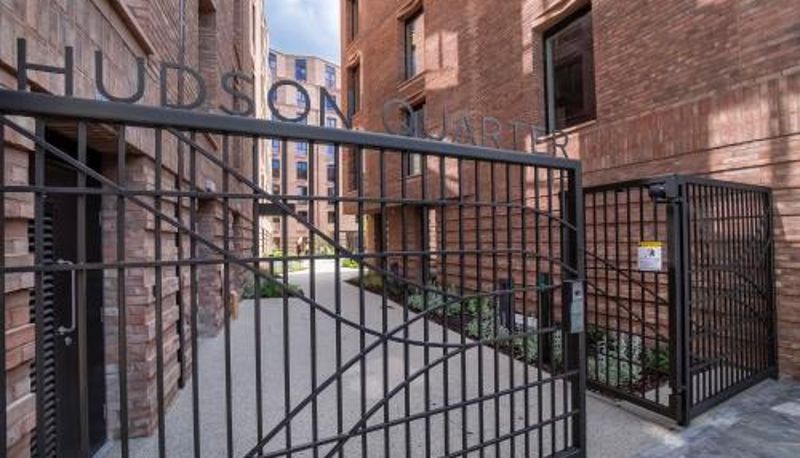 Daire - City Apartments - Hudson Quarter with Free Parking