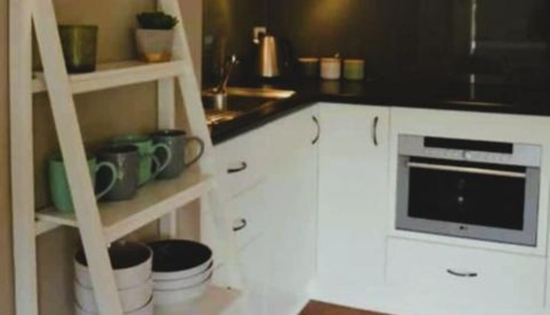 Bilgi - Modern 1 bed-walk Casino riverfront 5 mins to CBD