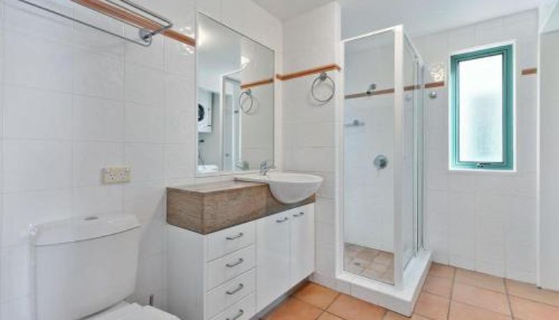 Bilgi - Lookout Unit Four