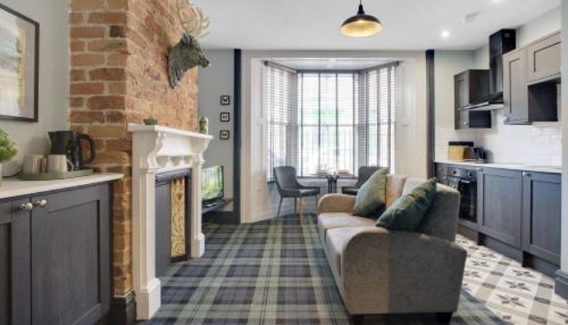 Info - 15a Furness House