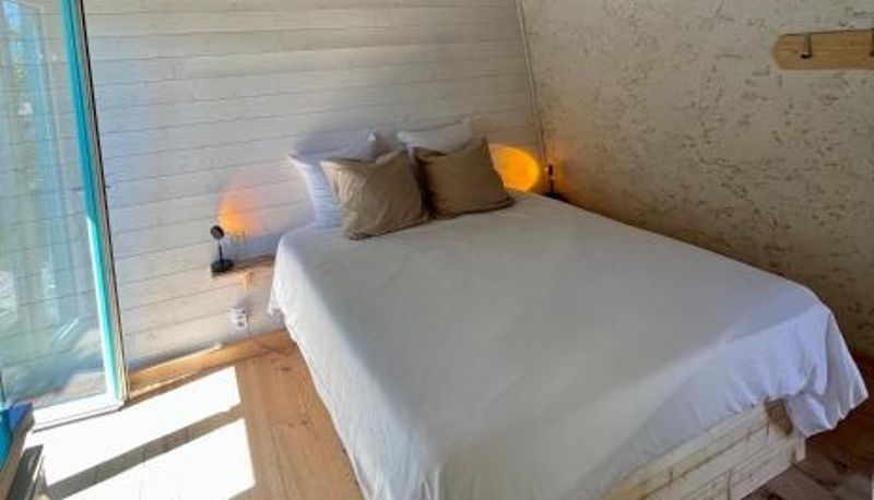 Info - Little California - Adorable Studio Indépendant