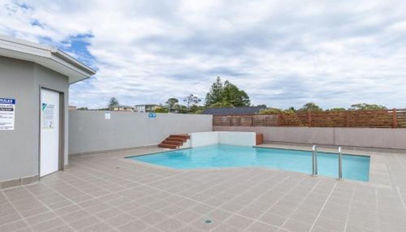 Basen - 6-10 Market Street - Surfside Apartments Barefoot Bliss 4