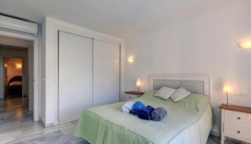 Apartment - Luxury 2 Bed Apt Freeview Tv Wi