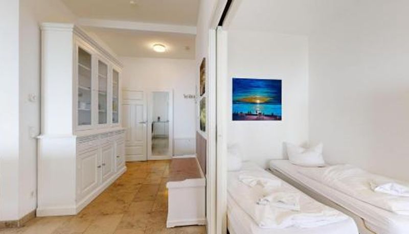 Daire - Binz  Villa Seeblick FeWo direkt am Strand mit Balkon und Meerblick