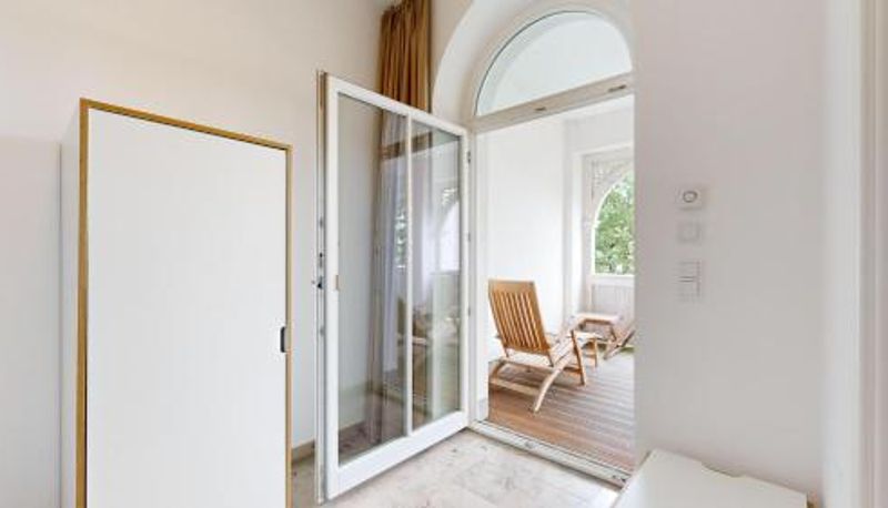 Daire - Binz  Villa Seeblick FeWo direkt am Strand mit Balkon und Meerblick