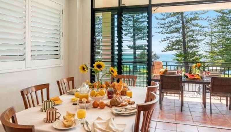Apartment - Arcoola 2 - Views Over Main Beach - Holiday Yamba