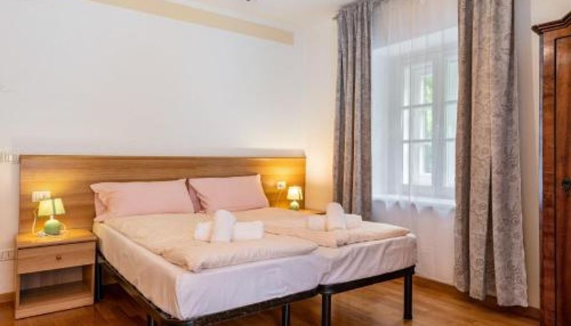 Appartement - Luxe Historic Chateau Ciasa Soldà 1