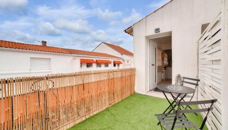 Appartamento - quartier animé studio 2 personnes 180m de la plage
