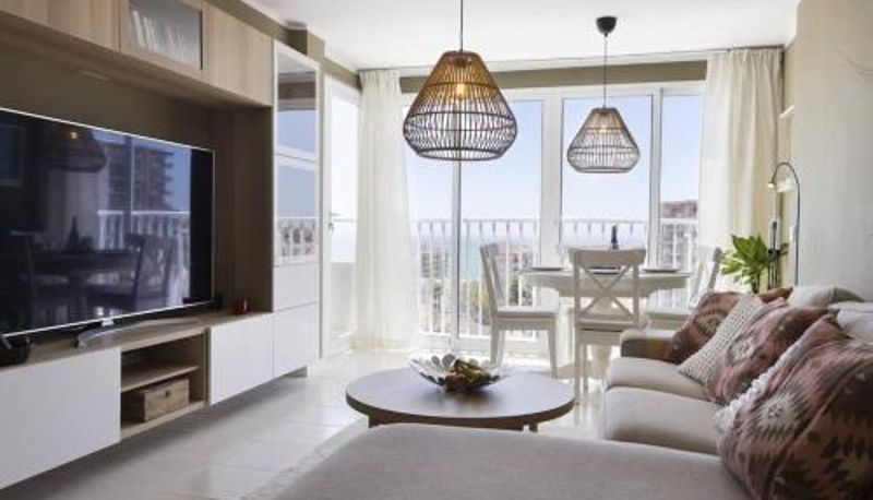 Apartament - Central Apartment With Seaview Terrace And Pool