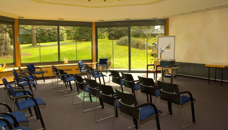 Meeting room - Hotel Orbtal