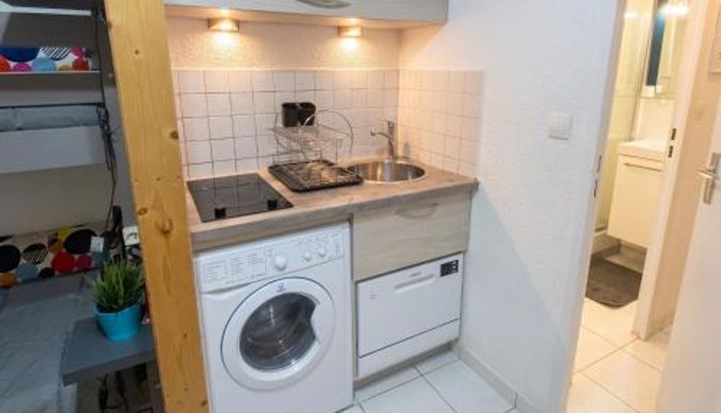 Kitchen - proche des pistes  22 m² Studio chaleureux à Villarembert