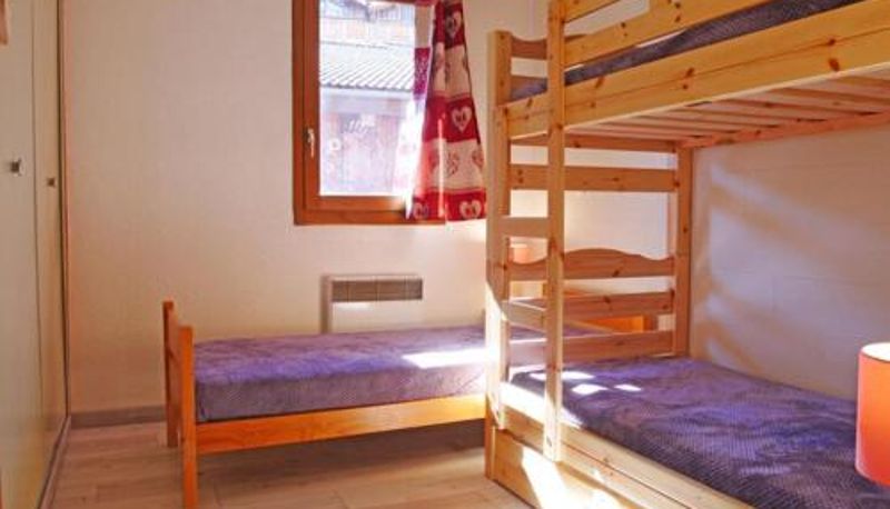 Bilgi - Résidence LES ROCHES ROUGES - 2 Pièces pour 7 Personnes MAE-0014