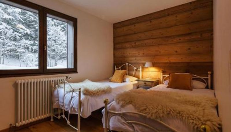 Info - La Persévérance12 Argentière 3BR w/ Mont Blanc Views Near to Ski - Happy Rentals