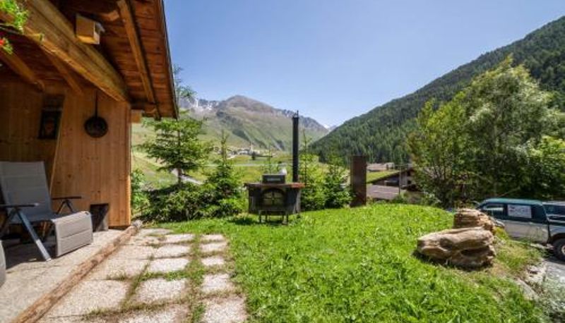 Otel açık alanı - Ferienwohnung Haus Fliri
