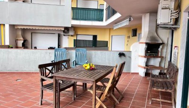 Daire - Armação de Pêra Ocean Terrace by Homing