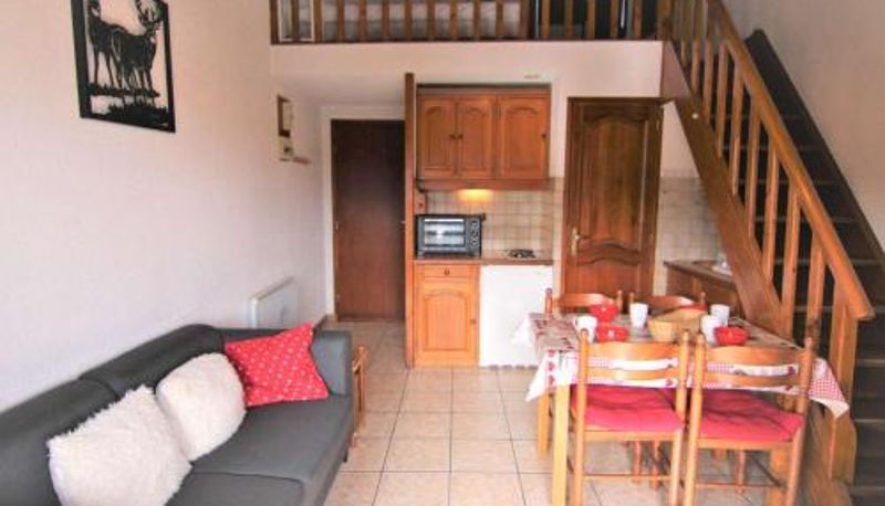 Bilgi - centre station  balcon sud Studio mezzanine Les Saisies - 4 pers