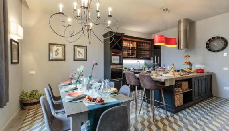 Info - PUCCINI PENTHOUSE with Terrace inside Lucca
