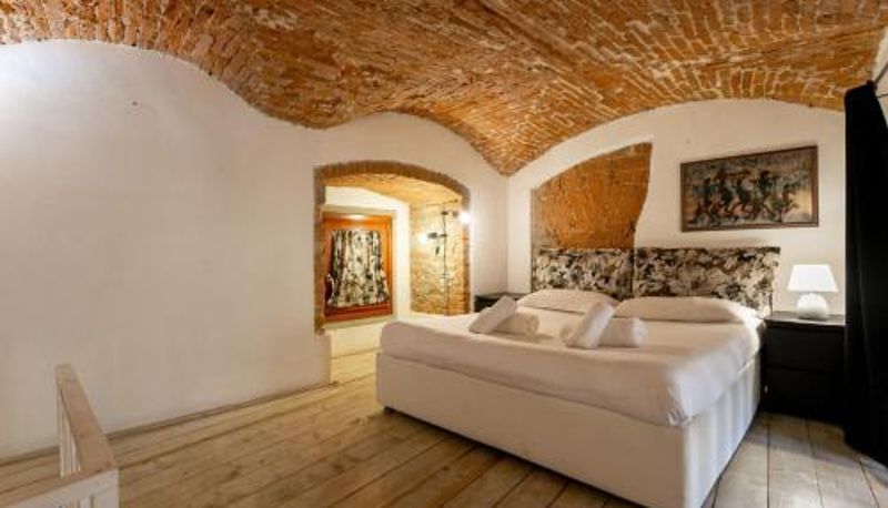 Apartment - Oltrarno Loft by Halldis
