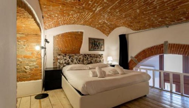 Apartment - Oltrarno Loft by Halldis