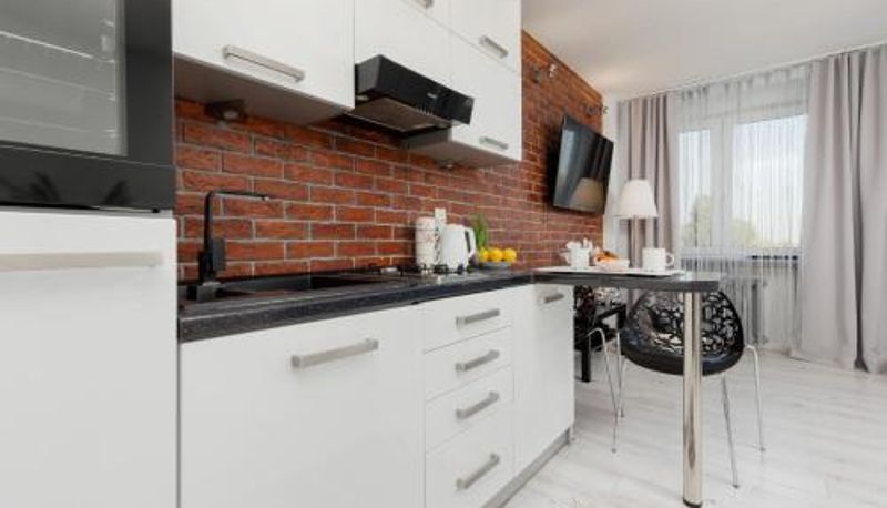 Lägenhet - Bright & Cozy Studio near Metro Marymont by Heyrent