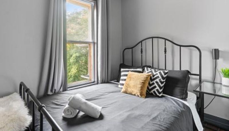 Apartamento - 3 bedroom with laundry and parking at Windsor