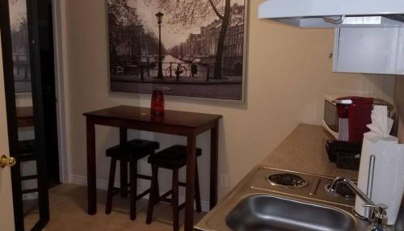 Bilgi - Cozy 1-BDR Suite #20 by Amazing Property Rentals