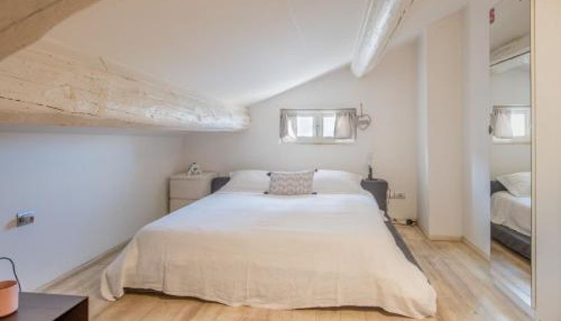 Appartement - Stunning top floor flat in the heart of Verona