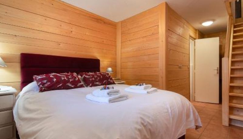 Apartment - Résidence Le Château D86 Ski Retreat | Balcony & Views - Happy Rentals