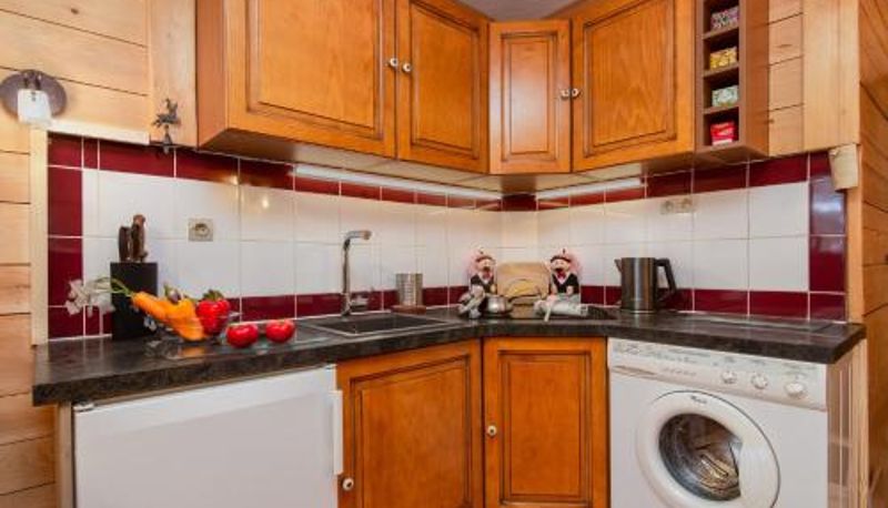 Apartment - Résidence Le Château D86 Ski Retreat | Balcony & Views - Happy Rentals
