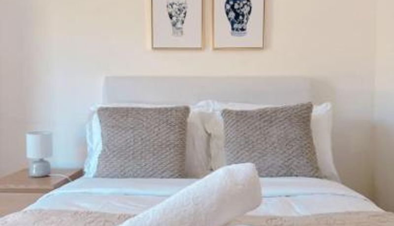 Standart oda - Comfy unit near Garden City Westfield Street Parking