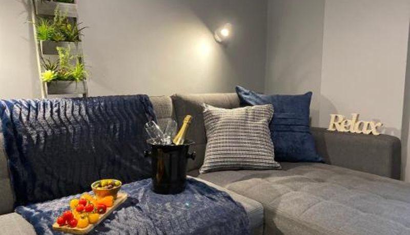 Daire - The North Wales Gathering - 9 Bedroom - EV Charging