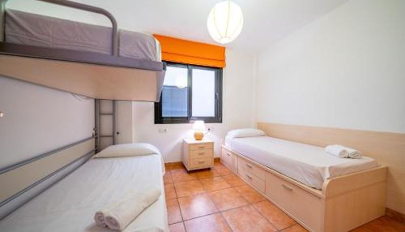 Apartament - HomeHolidaysRentals Adara