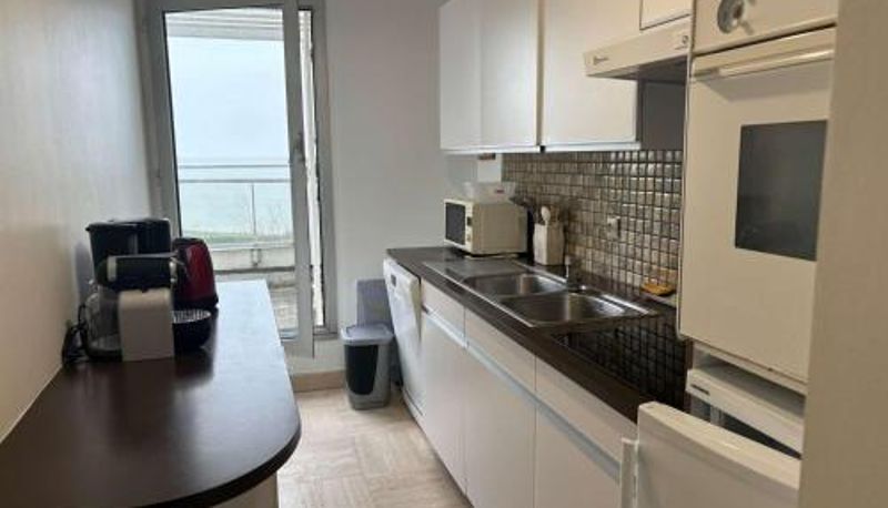 Pokój typu standard - Appartement moderne avec terrasse et garage à Royan - FR-1-494-65