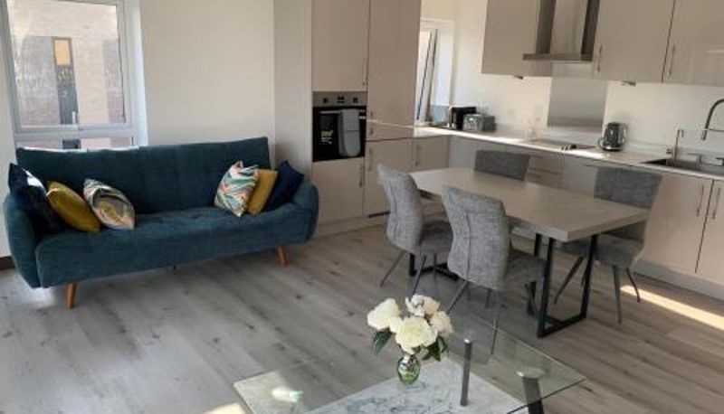 Información - Raphvin Apex Abode - Two bedroom apartmentparking