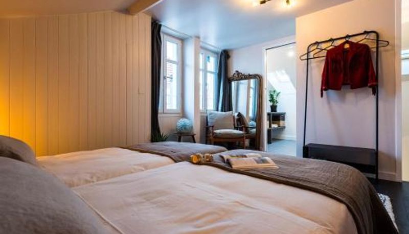 Apartamento - L'ATELIER KEYWEEK Vintage Duplex Apartment with Parking Biarritz Center