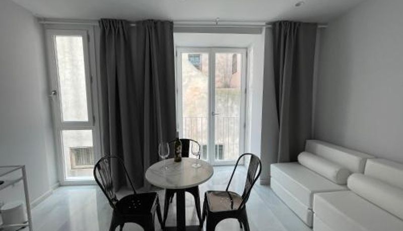 Apartament - San Lorenzo Apartamentos y Suites