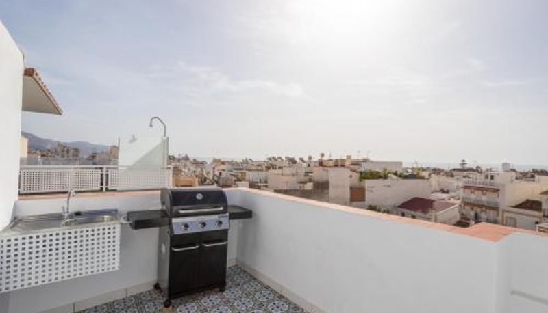 Apartament - Terraza Mar y Montaña