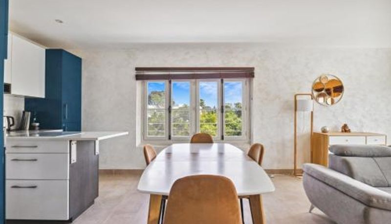Info - Appartement de Messugues - Appt standing vue mer