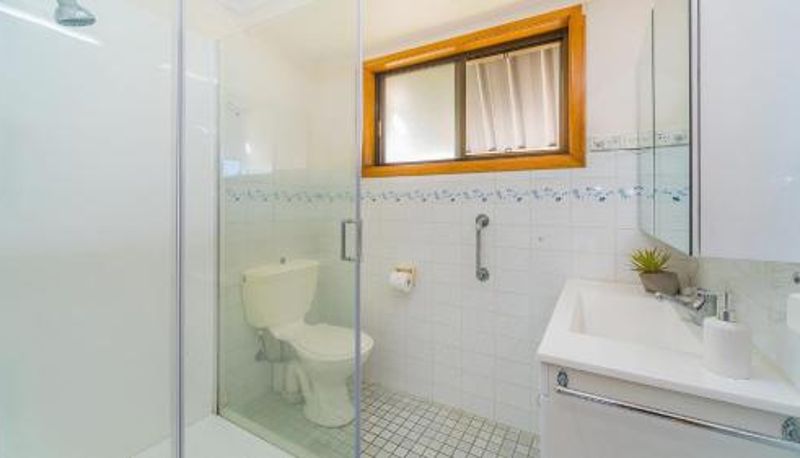 Informacje - Peninsula Court Unit 10 - Waterfront Unit with Pool & River Views - Holiday Yamba
