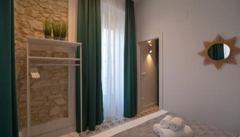 Apartment - Apartamentos Teatro by Be Alicante