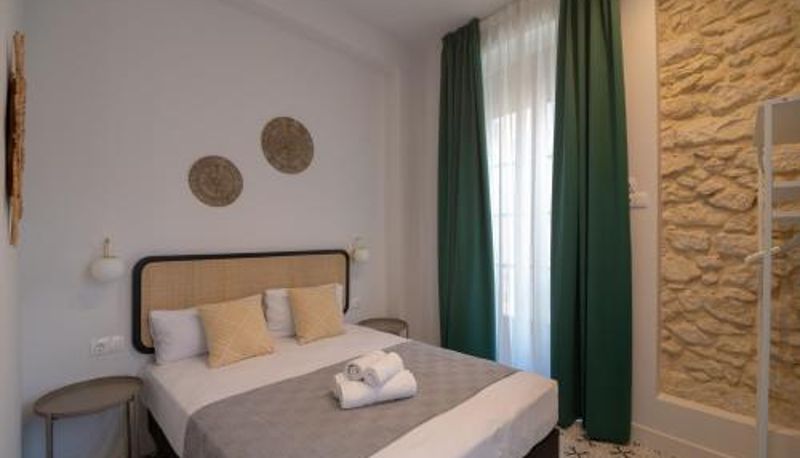 Room - Apartamentos Teatro by Be Alicante