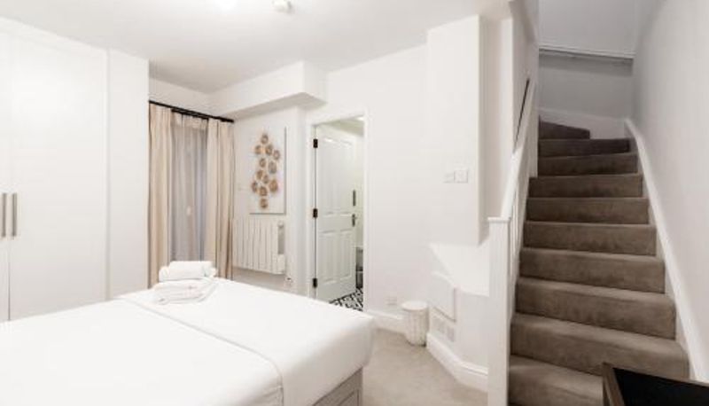 Daire - Baker Street Apartments