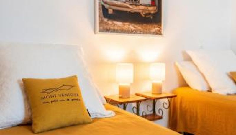 Chambre - 90 m² avec piscine partagée ! Appartement confortable à La Roche
