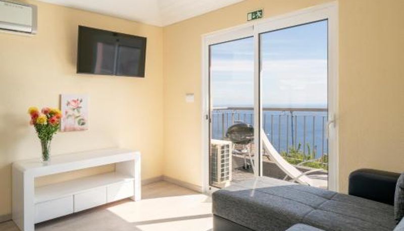 Apartment - OurMadeira - SeaView Apartment