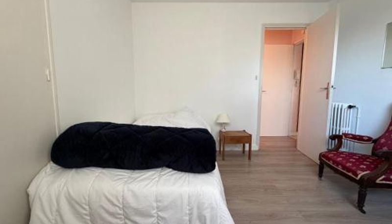 Standart oda - idéal famillies  proche plage et commerces Appartement 4 pièces avec balcon face mer